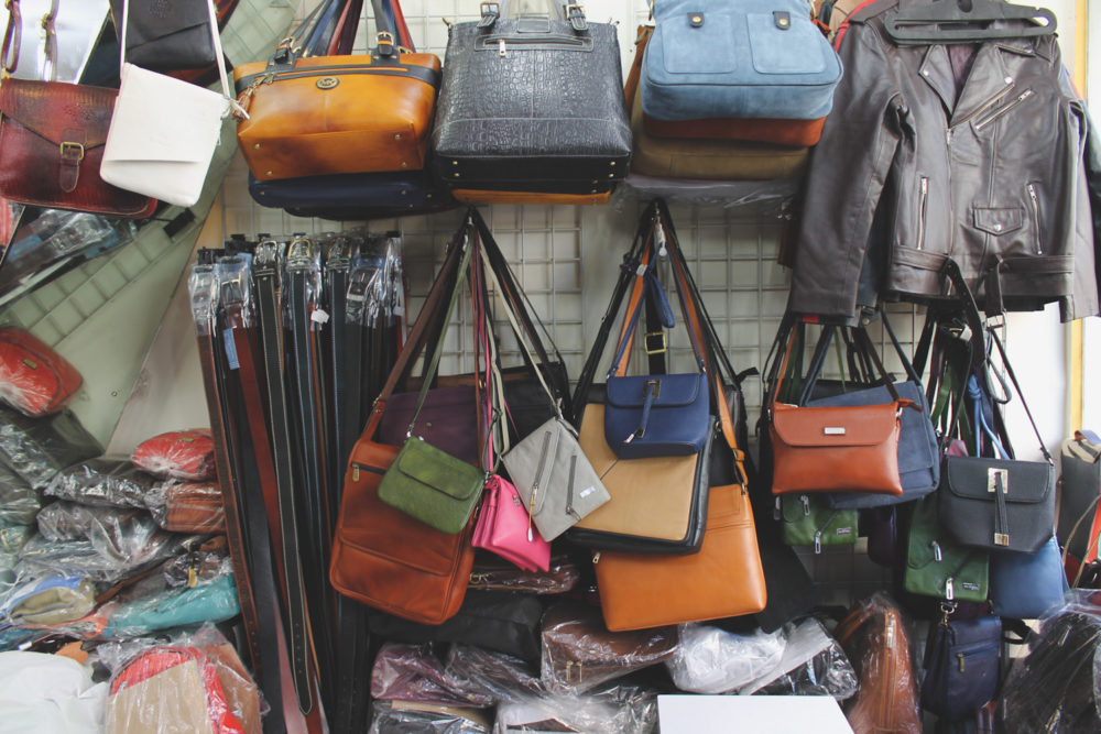 Leather Bags ☆ Leather Field in Dharavi | Chuzai Living